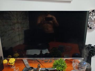 SMART TV LG 42LA740S 42" a  50€ 