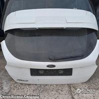 Portellone Ford focus con spoiler 2015