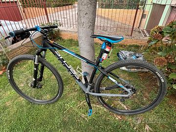 Mountain bike,  black forest focus, 29''