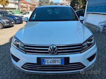 Volkswagen Touareg 3.0 TDI 204 CV tiptronic R-LINE