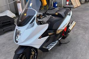 Scooter Gilera Gp800