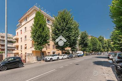 3 LOCALI A ROMA