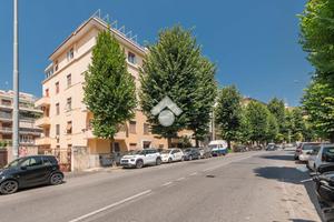 3 LOCALI A ROMA