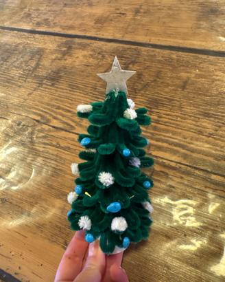 Albero di natale. Decorazione
