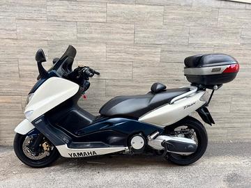 Yamaha T Max ABS bianco blu