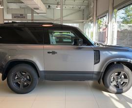 LAND ROVER Defender 90
