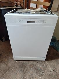 Lavastoviglie Smeg 60 cm bianca