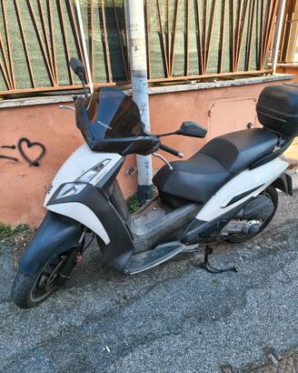 scooter Peugeot geopolis 300 rs