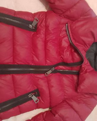 piumino rosso invernale Monte Cervino 