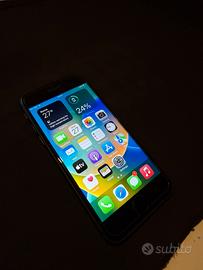 iPhone 8 64GB nero – batteria nuova 100%