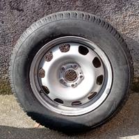 Gomme invernali su cerchi ferro 215/65 R16