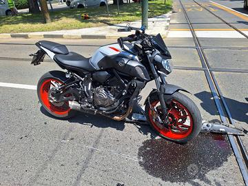 MT 07 INCIDENTATA