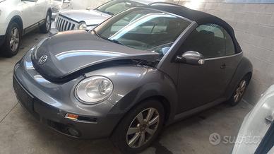 VOLKSWAGEN NEW BEETLE CABRIO C/MOTORE BSW