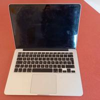 MacBook Pro 2013, non funzionante per acqua.