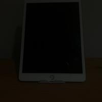 iPad 7ª Generazione 32GB Wi-Fi + Cellular