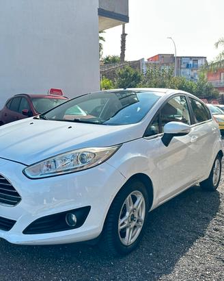 Ford Fiesta 1.5 TDCi 75CV 5 porte Titanium
