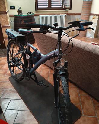 Bici a pedalata assistita Decathlon Btwin 920E