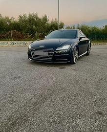 Audi TTS