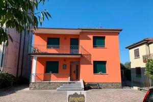 RONCHI D. App.to con giardinetto privato/Aff450