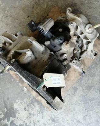Cambio FIAT PUNTO 2 1242cc 16V del 2001