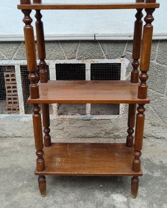 Etagere in noce