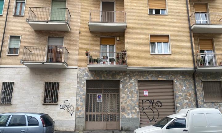 Via Flecchia 5 Box auto singolo