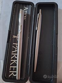 Stilografica e penna a sfera parker 