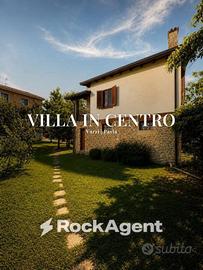 Villa di 85 m² con 3 locali e box auto a Varzi
