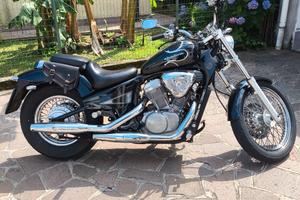 Honda Shadow 600 vt