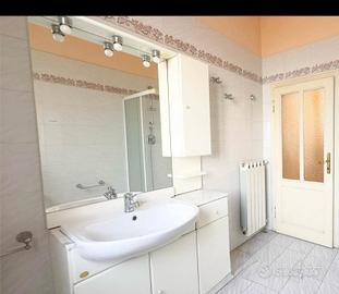 Mobile per bagno con specchio