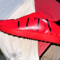 Valentino Garavani Sneakers nr41