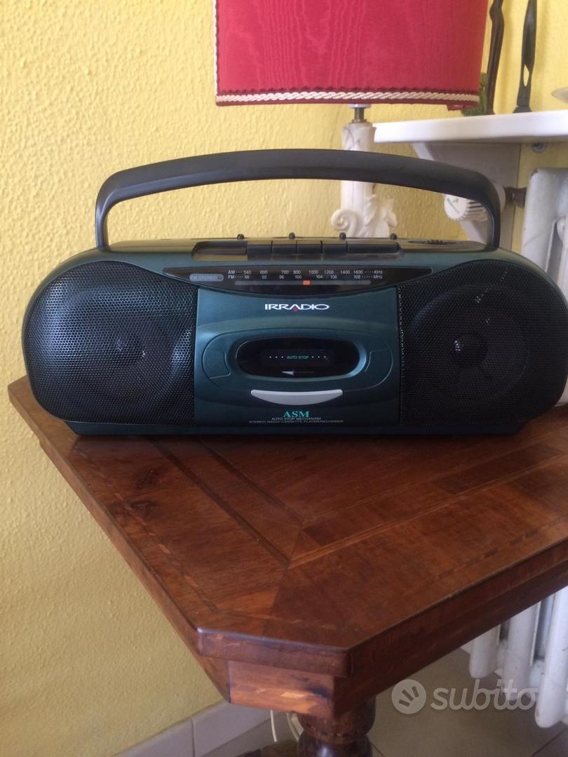 Radio marca IRRADIO con lettore cassette - Audio/Video In vendita a Torino