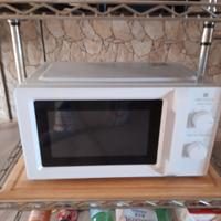 Forno microonde electrolna ME18 litri