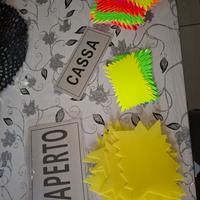 Cartellini dei prezzi ecc