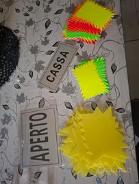 Cartellini dei prezzi ecc