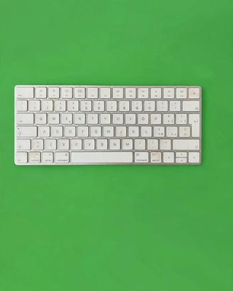 tastiera bluetooth apple a batterie