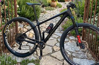 MTB 29 focus Raven carbonio taglia s/m