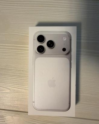 iphone 17 pro argento 256 GB