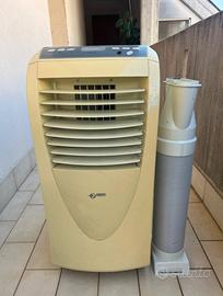 Climatizzatore portatile con ruote