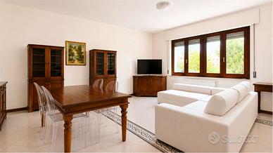 Casa semindipendente con terrazza
