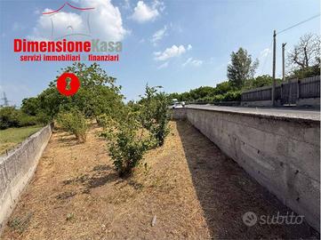 Terreno di 1624 m² a Nola