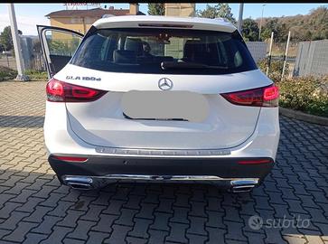 Mercedes 180 GLA sport plus