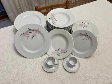 Servizio piatti per 12 persone