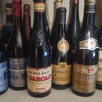 Bottiglie di vino e liquore da collezione