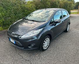 Ford Fiesta 1.2 Benz 5P - 90.000km