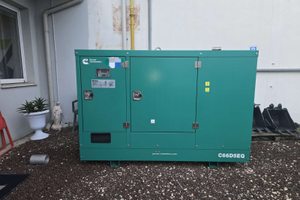 Generatore 53kw/66kva,2024,solo 11 ore garanzia