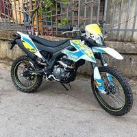 PROMO ENDURO UM DSR 125 MOTORE APRILIA LC.