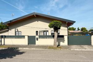 Lussuosa casa accostata del 2020