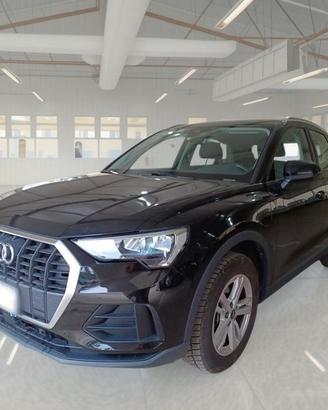 AUDI Q3 45 TFSI E S TRONIC BUSINESS SUV