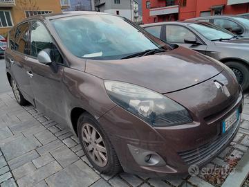 Renault Grand Scenic III 1870 diesel, 7 posti